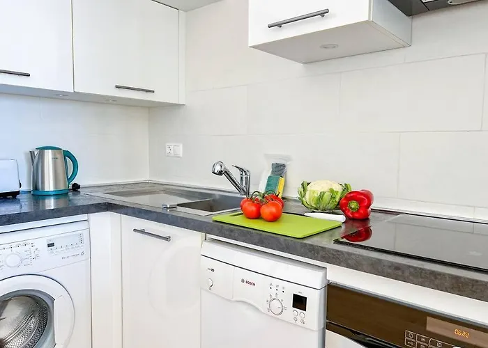 Oleholidays 1133 Romana Playa Primera Linea Playa Marbella